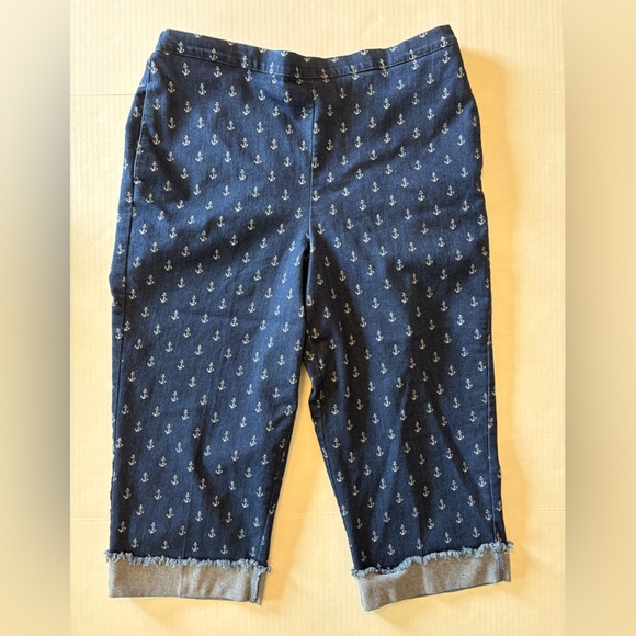 Alfred Dunner anchor print cuffed denim capris size 16 - Picture 5 of 5